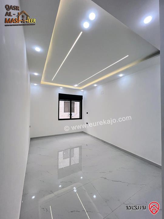 شقة ارضية مميزة مساحة 120م للبيع في عمان - الجبيهة ام زويتينة شارع التعليم العالي 