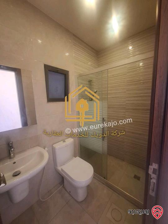 شفة جديدة طابق ثالث مساحة 95م للإيجار في عمان - الجندويل 