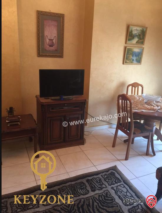 شقة مساحة 120م طابق ثالث للبيع في عمان - الرابية