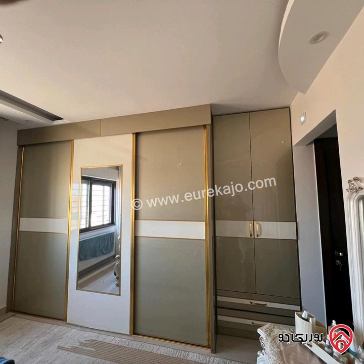 شقة طابق ثالث دوبلكس مساحة 225م للبيع في عمان - الجبيهة حي المنصور