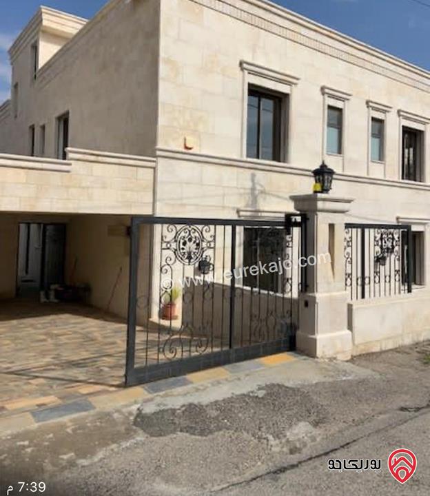 فيلا مستقلة مساحة البناء 1225م على أرض 925م للبيع في عمان - عبدون 