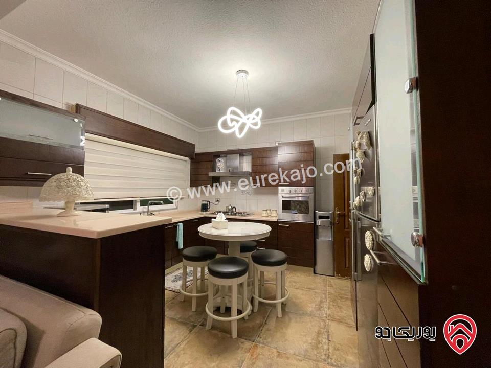 شقة فاخرة مساحة 213م طابق ثاني للبيع في عمان - مرج الحمام قرب دوار البرديني 