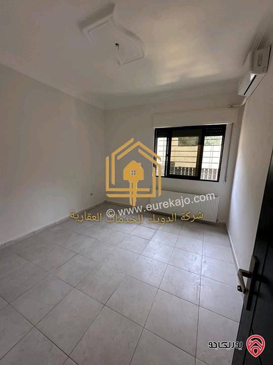 شقة فارغة أرضي طابق أرضي مساحة 150م داخلي و 150م خارجي للايجار في عمان - دابوق 