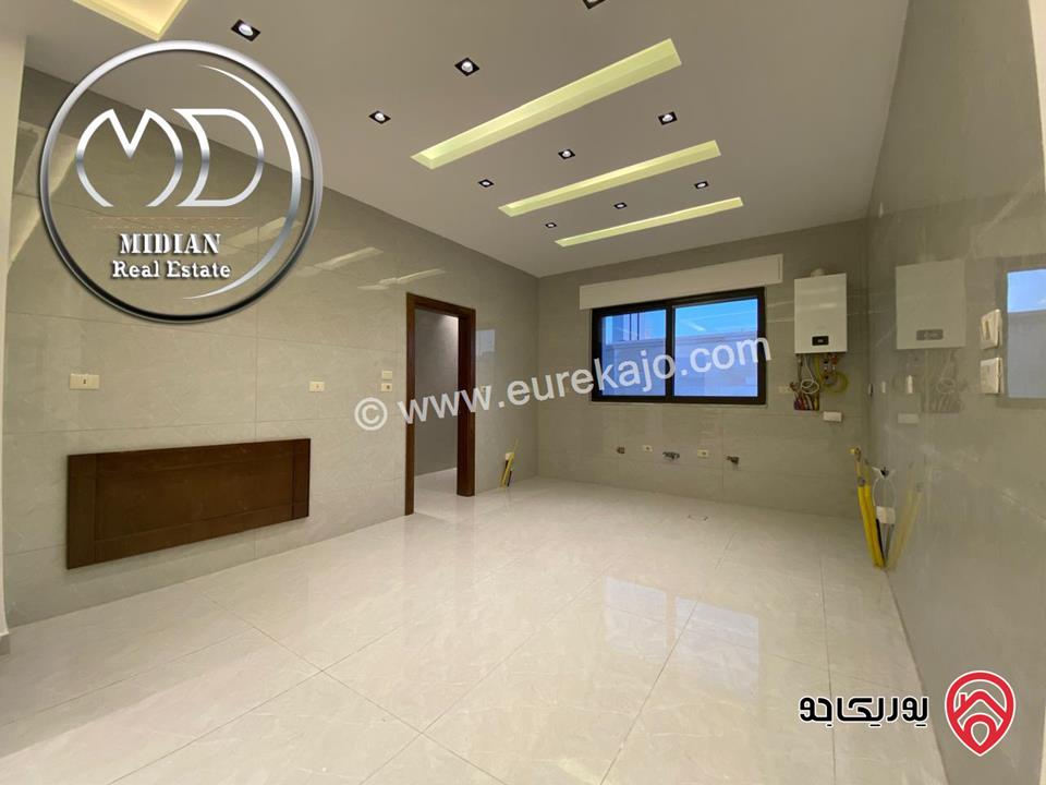 شقق جديدة للبيع في عمان - ام اذينة مساحات 140م & 165م تشطيبات و ديكورات عصرية فاخرة اطلالة جميلة