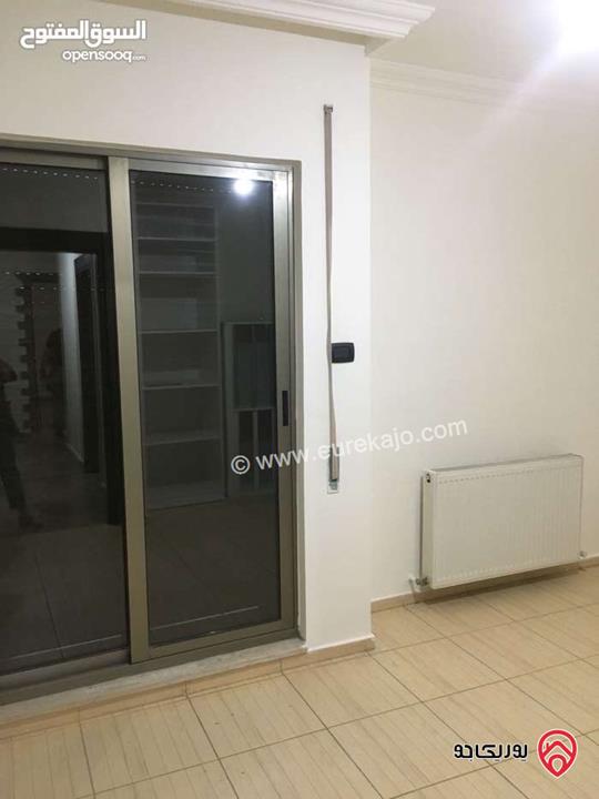 شقة طابق ثاني مساحة 200م للايجار في عمان - ضاحية النخيل 