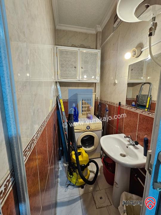 شقة مميزة طابق ثالث 170م تشطيب سوبر ديلوكس للبيع في عمان - الجاردنز