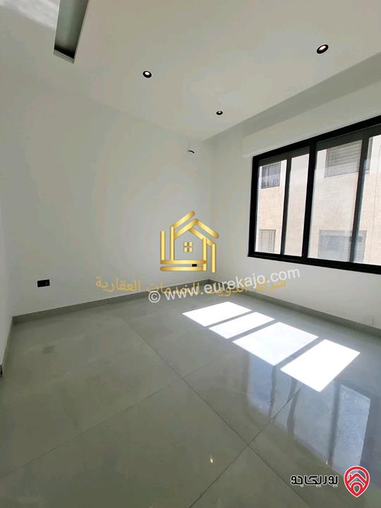 شقة دوبلكس لم تسكن مساحة 170م للايجار في عمان - البنيات 