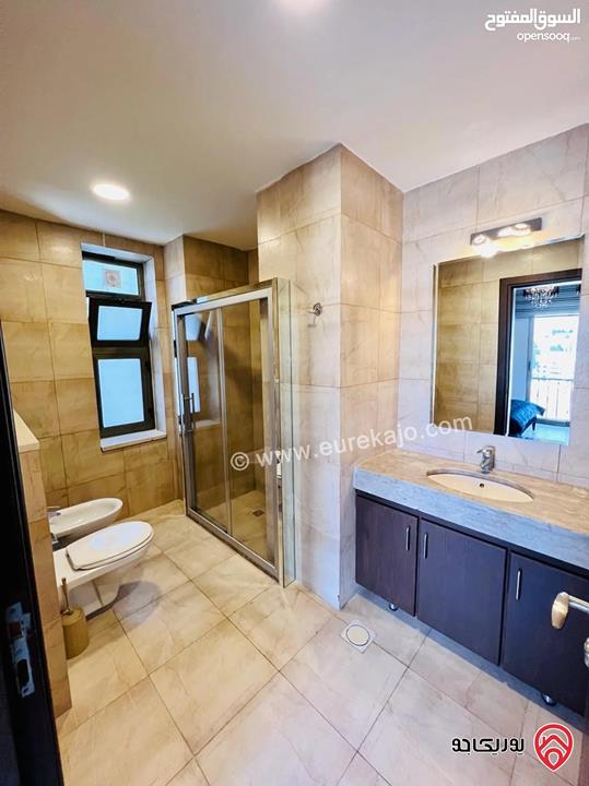 شقة فاخرة مفروشة مساحة 240م للايجار في عمان - عبدون 