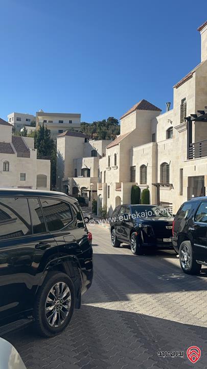 فيلا مساحة 600م على أرض 1 دونم للبيع في عمان - دابوق