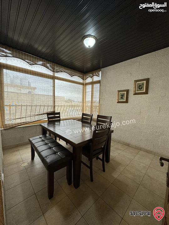 شقة مفروشة طابق ثالث مساحة 375م للايجار في عمان - الرابية