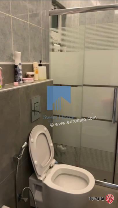 شقة أرضية مميزة للبيع في عمان - أم أذينة خلف رواد الخير 190م مع حديقة وترسات 150م بسعر مغري