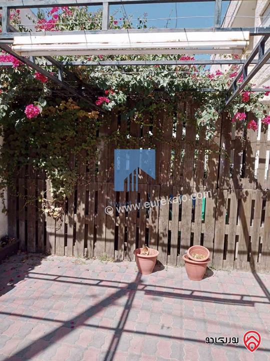 شقة أرضية مساحة 130م مع حديقة وترسات 250م للبيع في عمان - خلدا