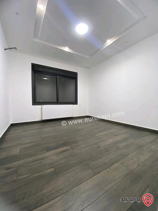 شقة أرضية مساحة 165م داخلي و 20م خارجي للايجار في عمان - طريق المطار