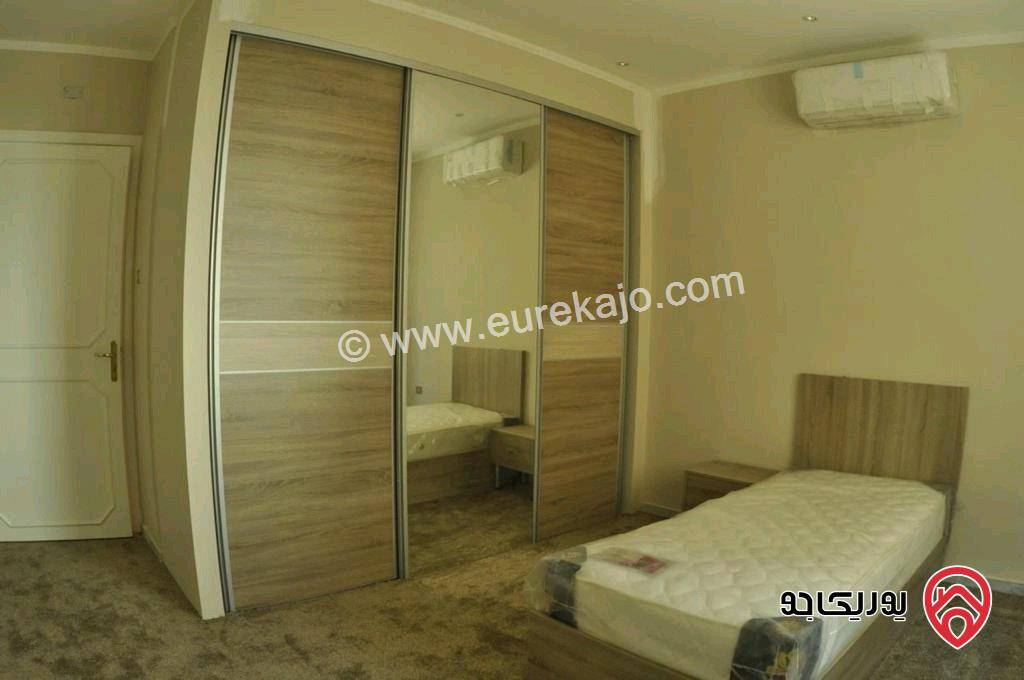 شقة مميزة مساحة 230م طابق أول للبيع في عمان - أم اذينة