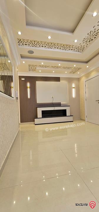 شقق للبيع في عمان- الجبيهة ام زيتينة مساحة 164م  تشطيب Luxury