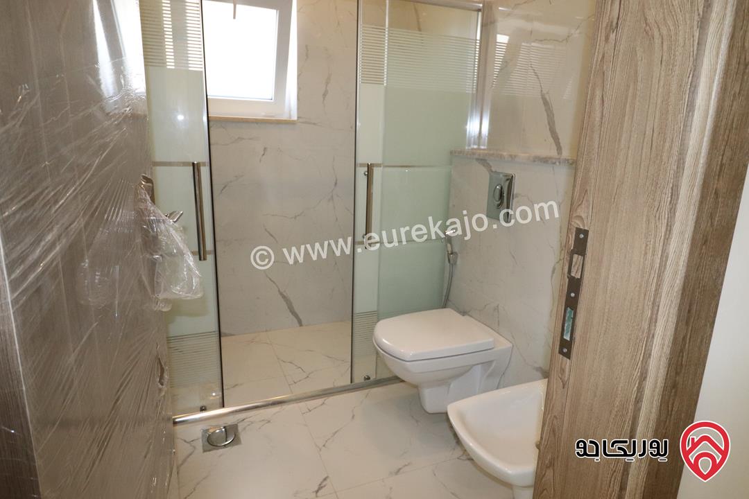 شقة جديدة طابق ثالث دوبلكس مساحة 173م للبيع في عمان - خلدا