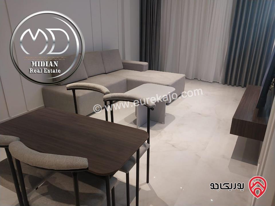 استديوهات و شقق مفروشة للايجار الصويفية تشطيبات و ديكورات فندقية فرش فاخر اطلالة جميلة .  