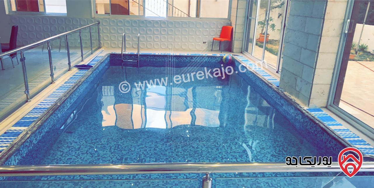 فيلا مميزة مستقلة مساحة 317م على ارض 1209م للبيع في الحمر