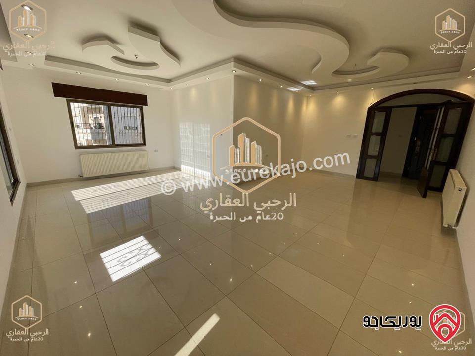 شقة ديلوكس فارغة طابق ثالث مساحة 190م للايجار في عمان - السابع