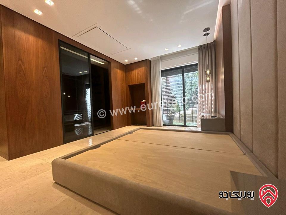 شقة شبه ارضية مساحة 360م داخلي و 150م خارجي للبيع في عمان - دابوق