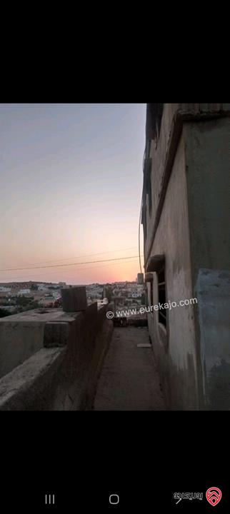 منزل مستقل مساحة 160م على أرض 306م للبيع في المفرق ايدون بني حسن طابقين