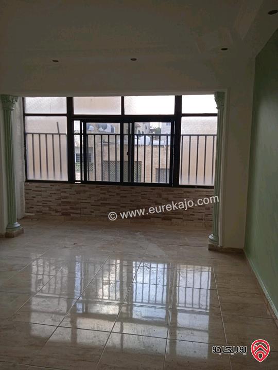 شقة طابق ثالث مساحة 95م للبيع في عمان - ضاحية الياسمين