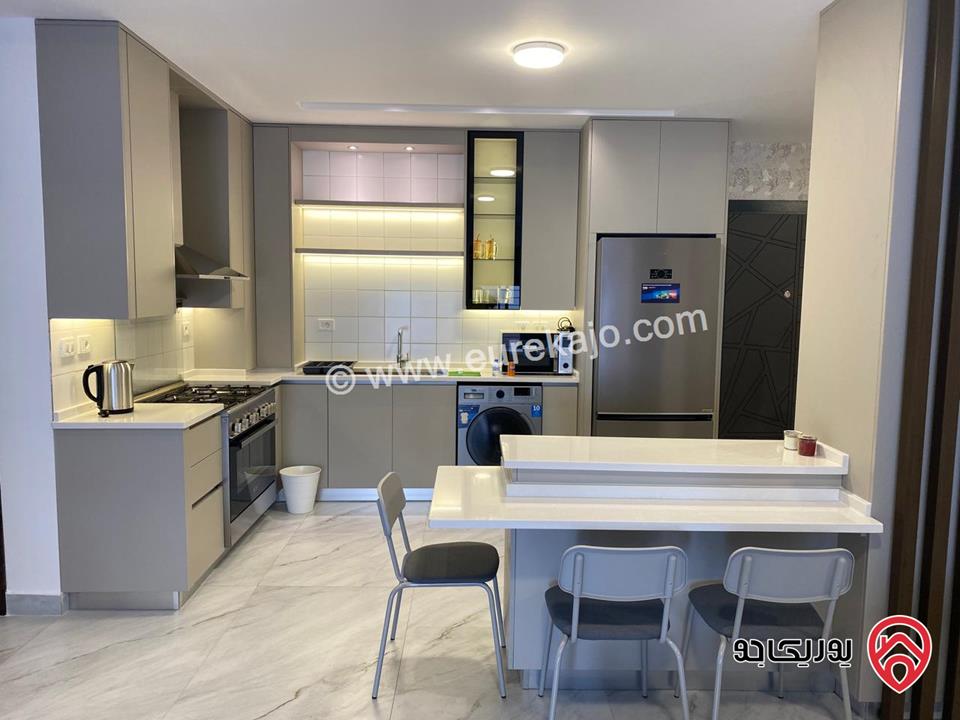 شقة شبه ارضية مساحة 130م للبيع مفروشة في عمان - ام السماق 