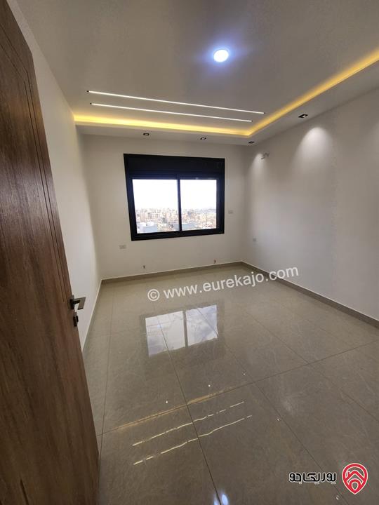 شقتين فاخرتين مساحة 142م / 175م للبيع في عمان - الجاردنز – خلف أسواق شاكر