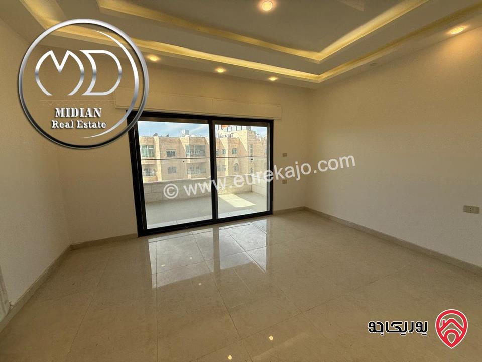 شقة دوبلكس جديدة للبيع طابق أخير مع رووف في عمان - ضاحية الرشيد مساحة 190م مع تراسات اطلالة جميلة بسعر مميز