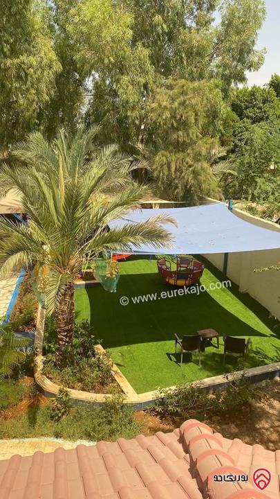 مزرعة مساحة الأرض 760م والبناء 550م للبيع في منطقة الشونة الجنوبية قريبة من الخدمات وموقع مميز