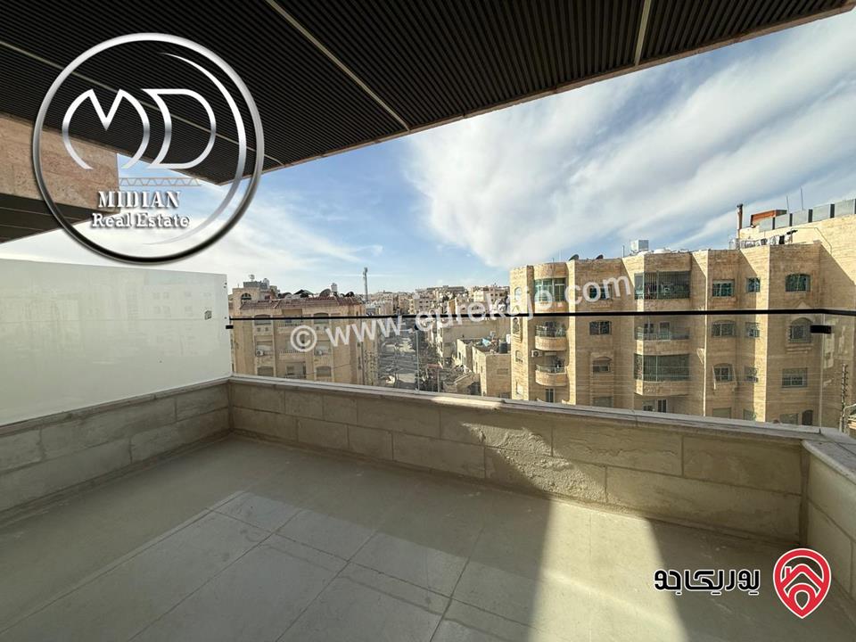 شقة دوبلكس جديدة للبيع طابق أخير مع رووف في عمان - ضاحية الرشيد مساحة 190م مع تراسات اطلالة جميلة بسعر مميز