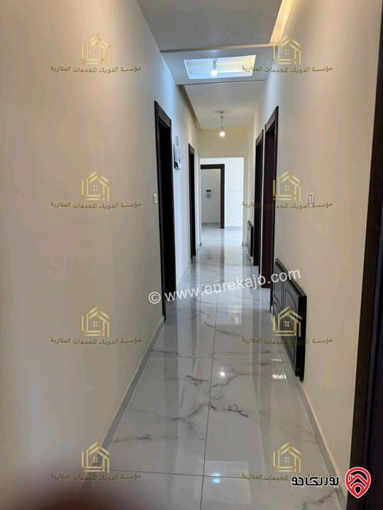 شقة جديدة لم تسكن مساحة 230م طابق ثالث للايجار في عمان - البنيات