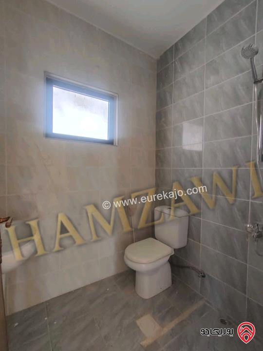 شقة سوبر ديلوكس طابق ثالث دوبلكس مساحة 215م للايجار في عمان - البنيات طريق المطار 