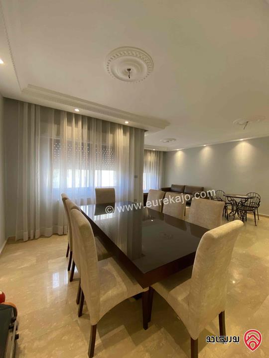 شقة مفروشة طابق اول مساحة 185م للإيجار في عمان - دير غبار