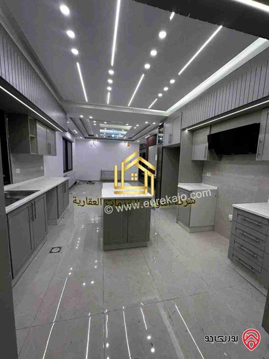 شقة جديدة لم تسكن بعد مساحة 230م طابق اول للايجار في عمان - طريق المطار