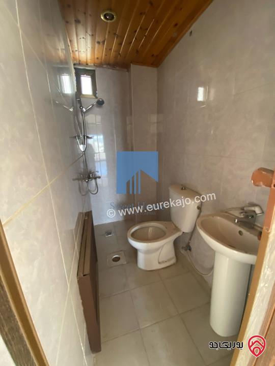 شقة مميزة طابق ثالث 150م مع روف 120م للبيع في عمان - الجندويل