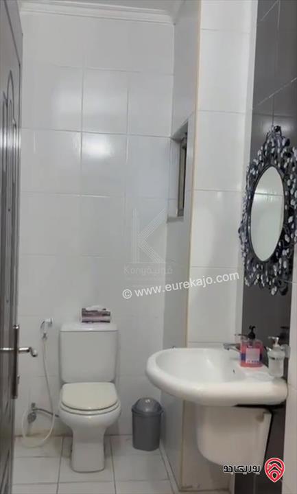 شقة مميزة مساحة 198م طابق ثالث للبيع في عمان - الجبيهة