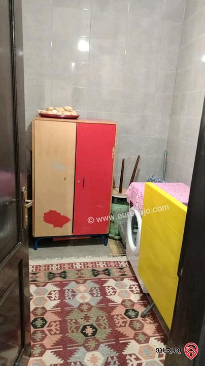 شقه ديلوكس طابق رابع مساحة 134م مع روف 70م للبيع في عمان - ضاحية الأمير علي 