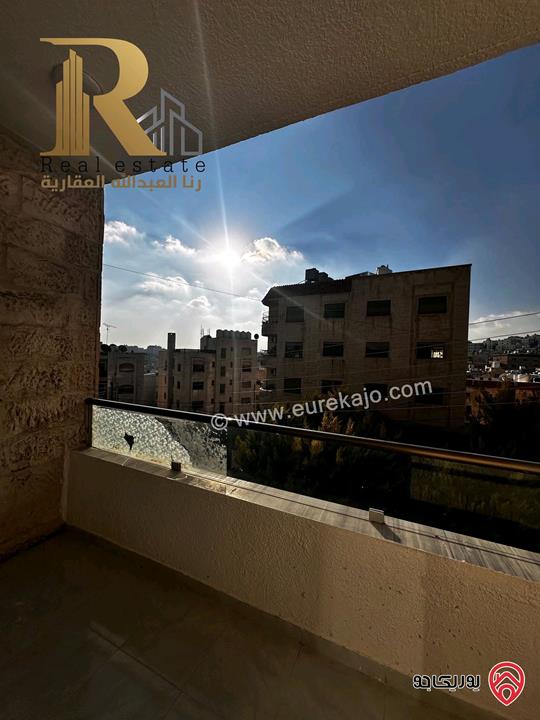 شقة مميزة مجددة مساحة 167م طابق أول للبيع في عمان - تلاع العلي 