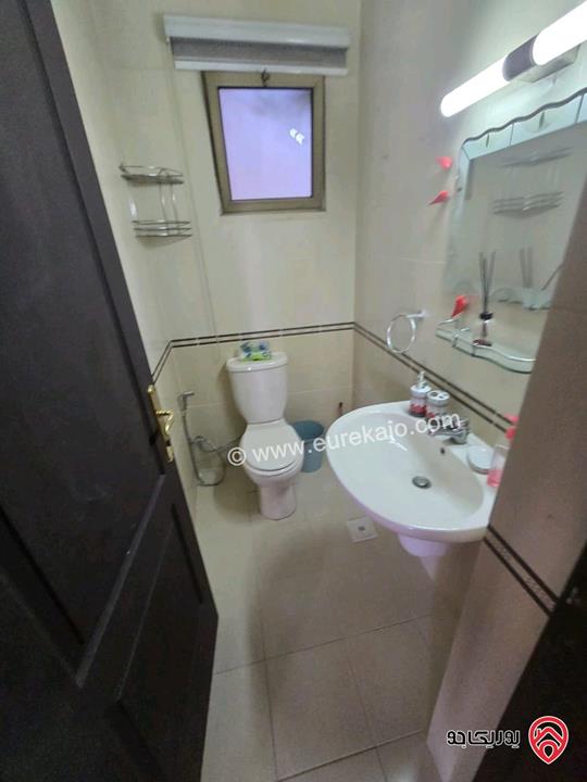 شقة مطلة طابق ثالث مساحة 187م للبيع في عمان - الجاردنز خلف جبري قرب الحديقة الألفية