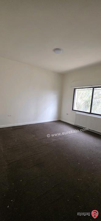 شقة طابق أول مساحة 133م للبيع في عمان - ماركا