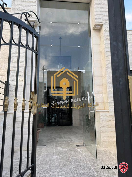 شقة جديدة مساحة 200م طابق ارضي معلق للإيجار في عمان - ضاحية الرشيد 