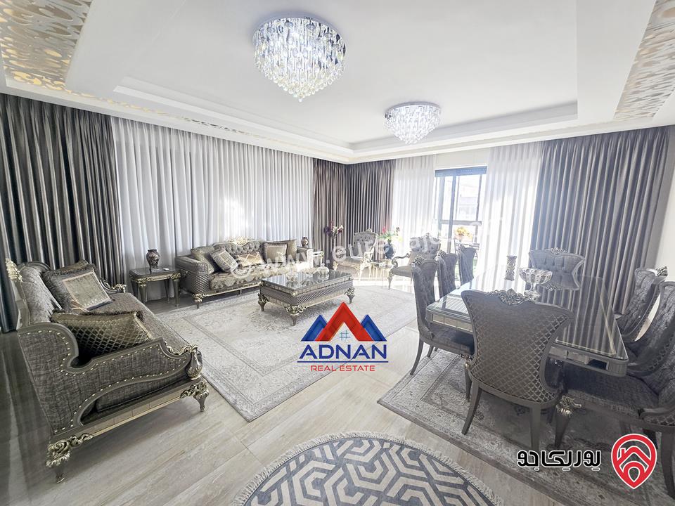 شقة مفروشة بالكامل طابق اخير مع رووف مساحة 250م للبيع في عمان - خلدا