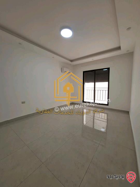 شقة جديدة لم تسكن طابق ثاني مساحة 150م للإيجار في عمان - الجندويل 