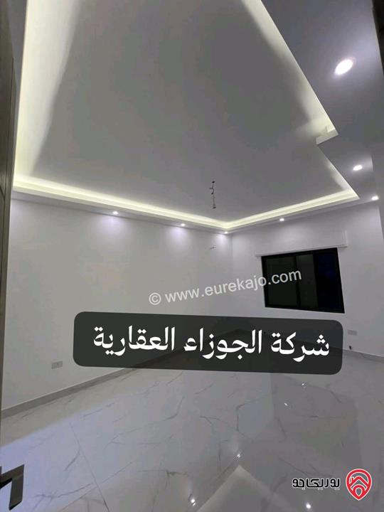 شقة أرضية فاخرة لم تسكن مساحة 150م داخلي و 30م خارجي للايجار في عمان - الياسمين