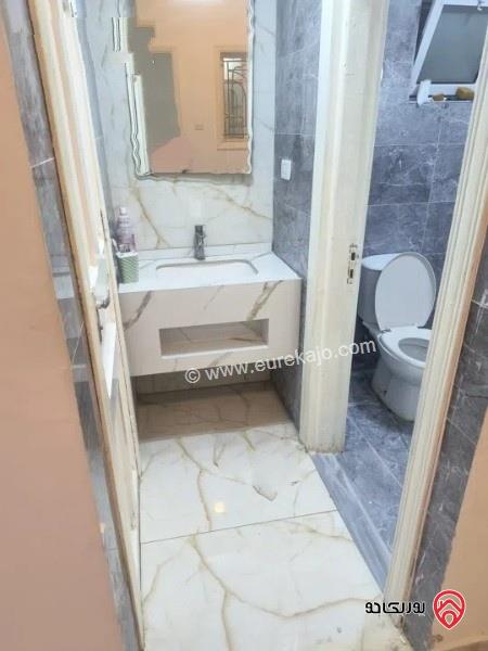 شقة طابق ارضي مساحة 100م + 50م ترس للايجار في عمان - جبل الحسين 