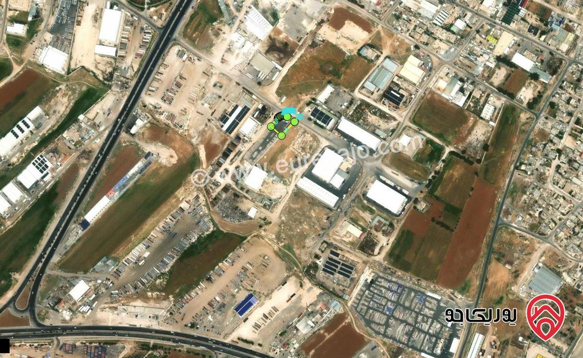 قطعة ارض للبيع من اراضي جنوب عمان قرية الرقيم مساحتها 1164 متر تقع على كيرف شارعين سعر الدونم 110 الاف قابل للتفاوض 