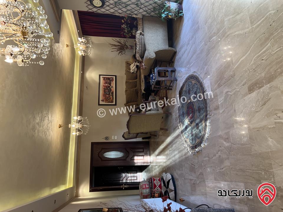 شقة فاخرة مساحة 220م طابق أول للبيع في عمان - تلاع العلي