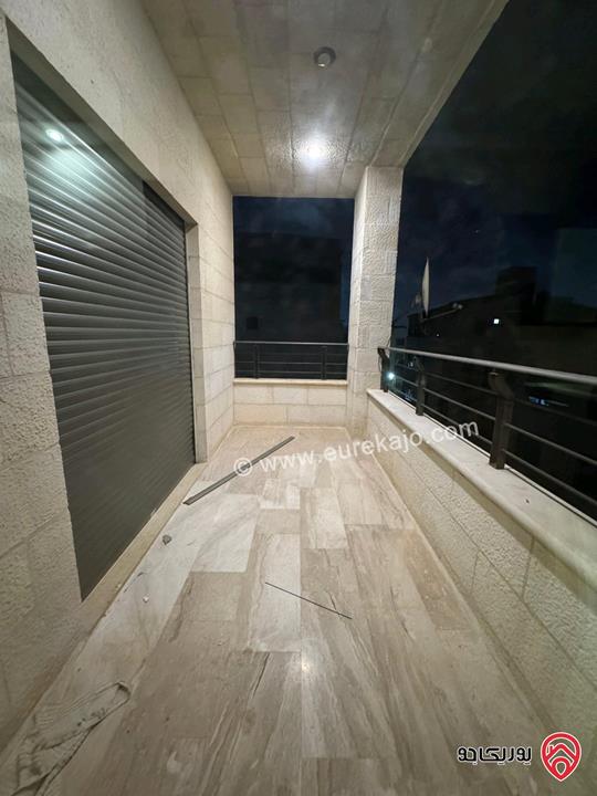 شقة فارغة طابق أرضي معلق مساحة 130م للإيجار في عمان - ام السماق 