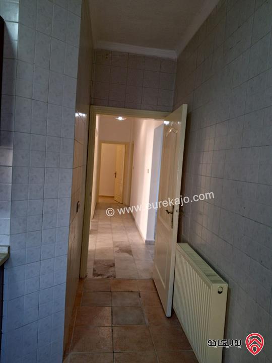 شقة مميزة مساحة 128م طابق أول للبيع في عمان - الجاردنز